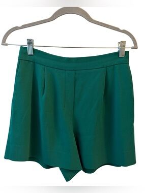 Babaton Aritzia Emerald Green High Rise Pleated Shorts Size 4